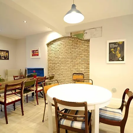 Merrion Townhouse